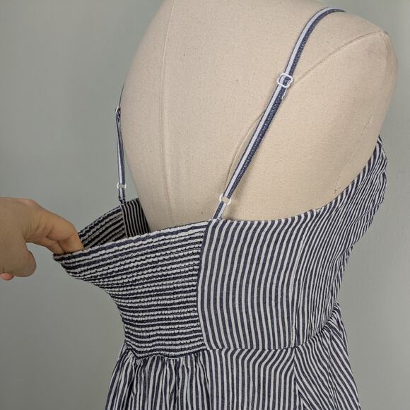 Old Navy Knee Midi Dress M Blue White Stripe Flare Beach Preppy Picnic Natutical - Picture 7 of 14